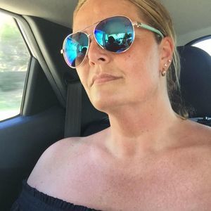 Meet your Posher, Caryn